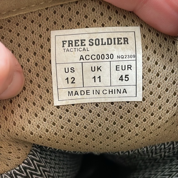 Men\'s tan FREE SOLDIER Tactical boots. Size 12 main image 5